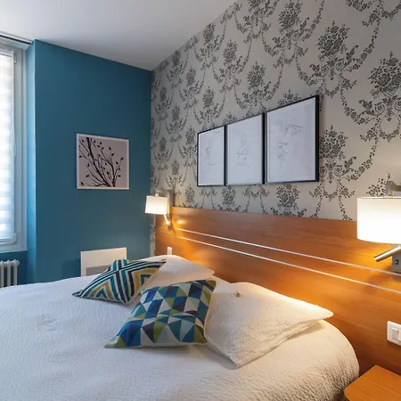 Hotel Logis Le Cantarel