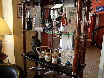 Logis Le Cantarel 3*